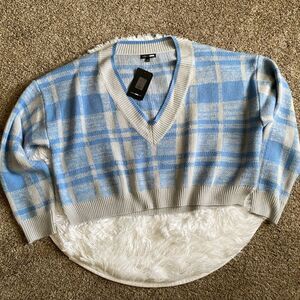 Fashion Nova Crop Sweater Checkered Blue Gray V-neck Crop Top New Womens Size 2X